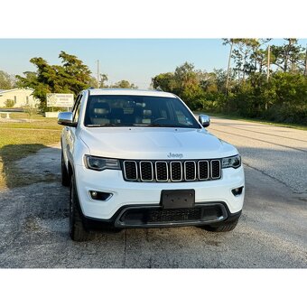 Jeep Grand Cherokee Limited 4x4 - 9