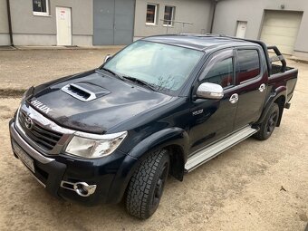 Toyota Hilux - 9