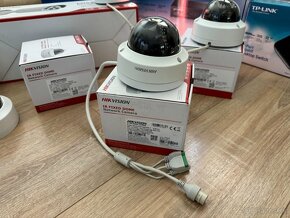 Predám kamery Hikvision + POE switch - 9