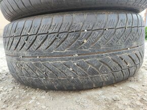 255/55 r18 goodyear zimné - 9