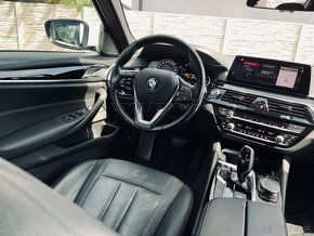 BMW Rad 5 Touring 530d xDrive A/T DSG - 9