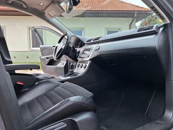 VW Passat 2.0TDI DSG Highline - 9