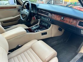 Jaguar XJS 5.3 V12 CONVERTIBLE - 9