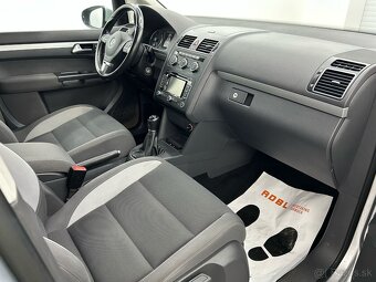 Touran 1,6 TDI Premium Comfortline M6 Zachovalé - 9