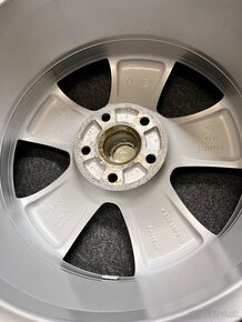 5x112 R17 originál alu Škoda Yeti - ET45 - TOP - 9