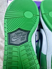 Nike SB Dunk Low Classic Green - 9