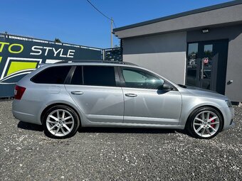 Škoda Octavia Combi 2.0 TDI DPF RS - 9