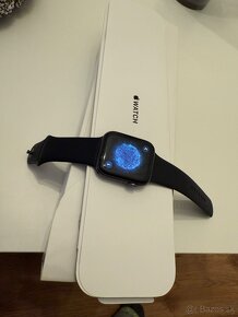 Apple Watch Series 5 44mmGPS, Vesmírne šedé hliníkové puzdro - 9