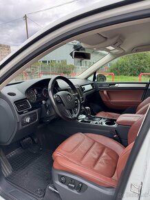 Volkswagen Touareg II 3.0TDI Bluemotion 193kw - 9