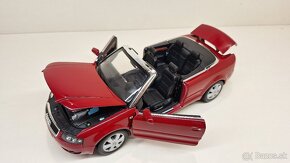 1:18 AUDI A4 - 9