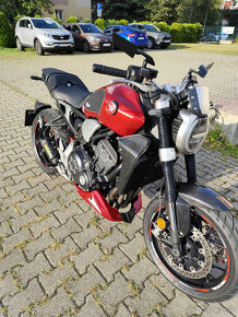 Honda CB 1000R 2020 - 9