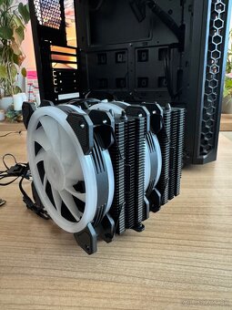 RBG pc skrinka, RBG CPU chladič, 16GB DDR4 RAM, 550W zdroj - 9