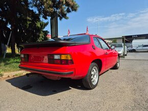 Predám   Porsche 924 - 9