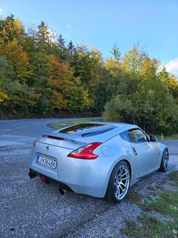 Nissan 370z  /3.7 V6 / 2014 /automat / - 9