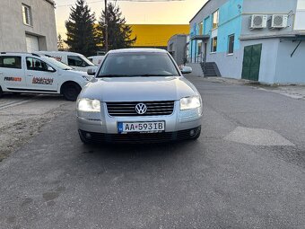 Volkswagen Passat  2,8 V6 4motion - 9