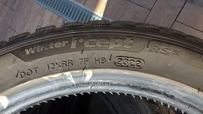 ZIMNÉ 225/45 R17 rok 2022 cca 7-7,5 mm a rok 2019 cca 5-6 mm - 9