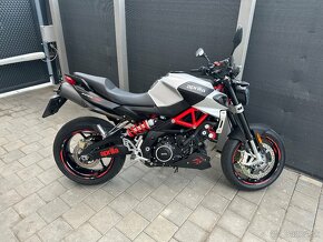 Aprilia Shiver 900 - 9