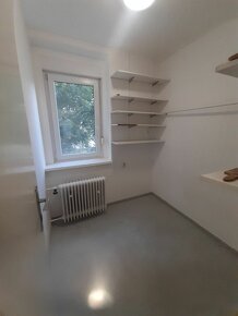 Zaujímavý 3,5 izb. byt na PREDAJ na Chorvátskej ul., Staré m - 9