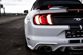 Ford Mustang - 9