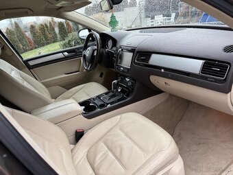 Volkswagen Touareg 3.0TDi Exclusive  Bez Vzduchu - 9