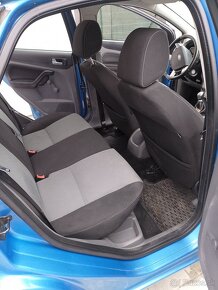 Predaj auta Ford Focus - 9