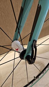 Bianchi Intenso cestný bicykel - 9