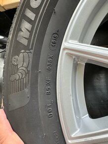 Predám 4 ks letné komplet pneu 235/60 r18 - 9