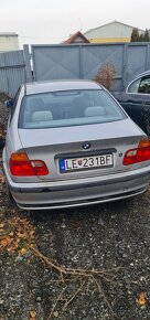 BMW 318i - 9