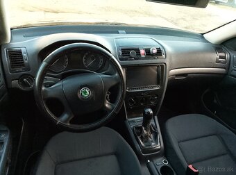 Predám Škoda Octavia ll 1.9 TDI Ambiente 77kw M5 5d - 9