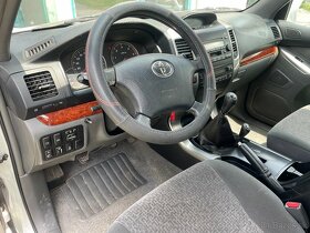 Toyota LAND CRUISER - 9