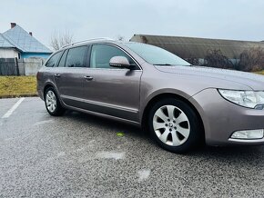 Škoda superb 2.0tdi 103kw combi 2011 - 9