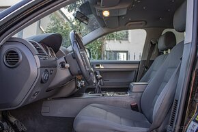 Volkswagen Touareg 3.0 V6 TDI - 9