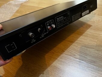 Class AA Technics ST-G560 AM/FM stereo tuner (1989-90) - 9