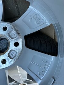 Zanovni zimni sada Škoda Superb 5x112 / 215/55/17 - 9