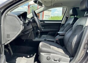 Škoda Superb 2,0 TDI NEHAVAROVANÉ, SERVISKA nafta manuál - 9