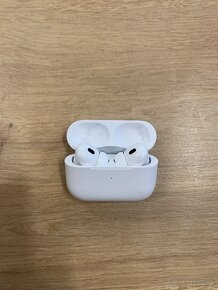 Apple AirPods Pro 2.gen - 9