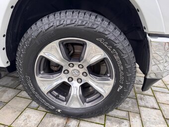 Dodge RAM 5.7 Hemi Laramie LPG Prins - 9