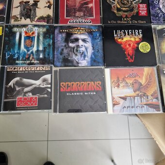 CD-čka...AXEL RUDY PELL,JUDAS PRIEST,DEEP PURPLE,AC/DC,QUEEN - 9