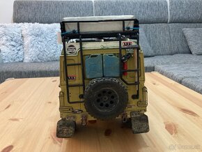 Land Rover Defender D90 Camel Trophy 1/10 - 9