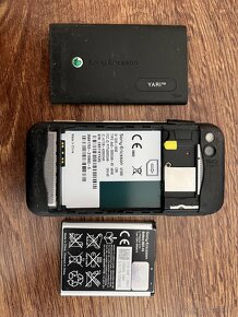 SonyEricsson U100i Yari - 9