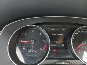 VW PASSAT B8 2,0TDI-2015-DSG-LED-KŮŽE-HIGHLINE- AC - 9