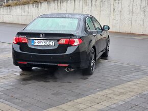 Honda Accord 2.0 i-VTEC - 9