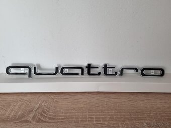 Audi QUATTRO napis logo do masky - 9