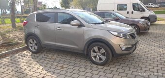 Predaj Kia Sportage SL AWD  2,0 CRDI EX+XENÓN - 9