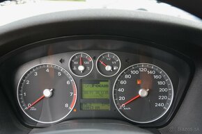 Ford Focus 1.6 i, automat - 9