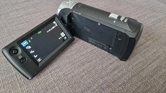 Sony HDR-CX240E - 9