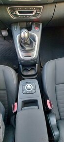 Renault Grand Scenic 7 miestny - 9