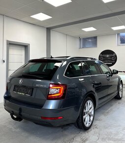 Skoda Octavia 2.TDI 110Kw 2020 Premium/Panorama/ - 9