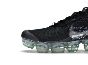 OFF White x Nike Air VaporMax - 9