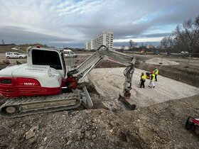 Odvoz odpadu kontajnermi a zemné práce Bratislava a okolie - 9